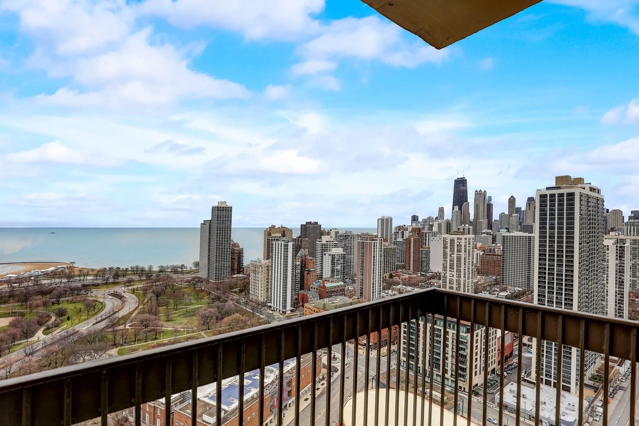 Appartement à vendre. 800 ft². 1660 N La Salle Dr #3405, Chicago. 